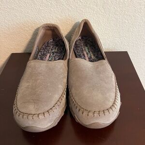 Skechers Memory Foam Loafers Size 9
